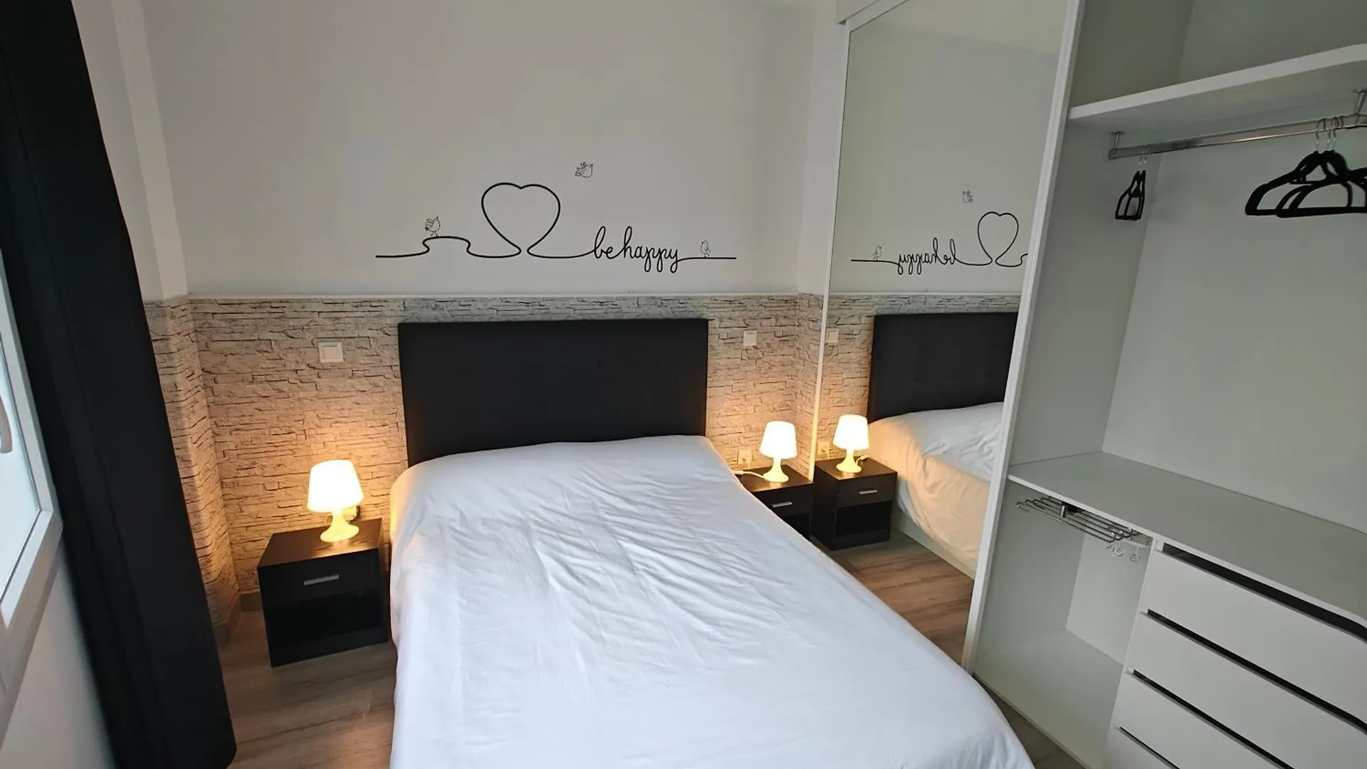 Zona Muy Tranquila Todo A Estrenar Apartment Madrid Spain