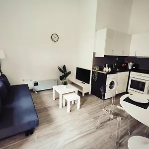 Apartamento Centro Aeropuerto, Madrid